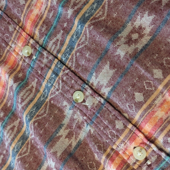 Reversible Hollister Button Up Patterned Tshirt - Small - Picture 3 of 13